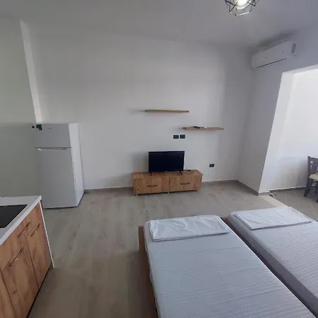 Joanmikel Apartment *