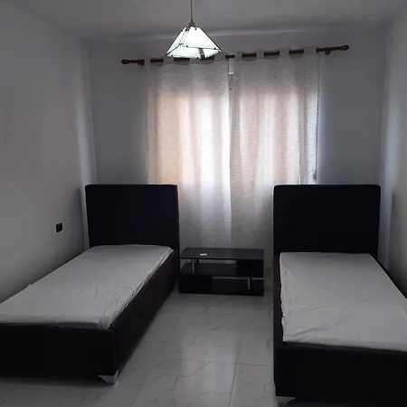 Joanmikel Apartment *