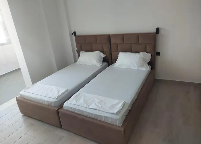 Joanmikel Appartamento Vlorë