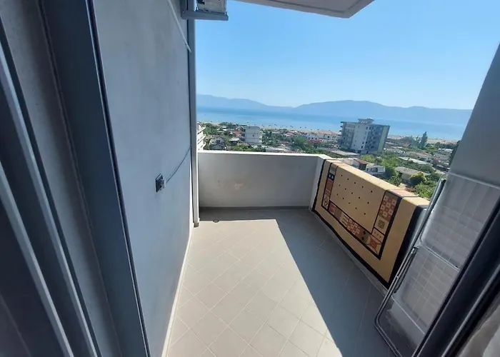 Joanmikel Appartamento Vlorë
